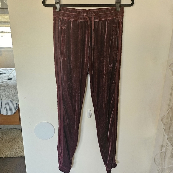 VGUC Adidas Velvet Vibes SST Track Pant Purple Plum Burgundy Women Small - Picture 3 of 16